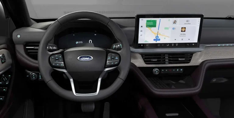 ford-explorer-2024-suv-3-filas-pantalla-android-auto-apple-carplay