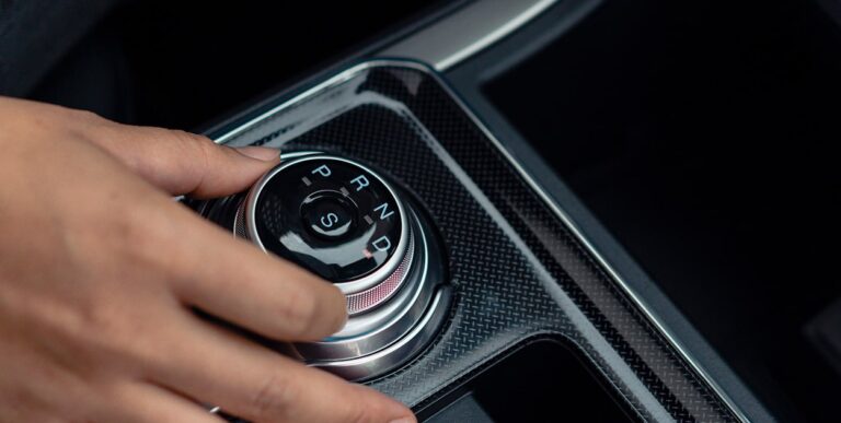 ford-edge-2024-camioneta-suv-perilla-rotativa-cambios-marcha-confort